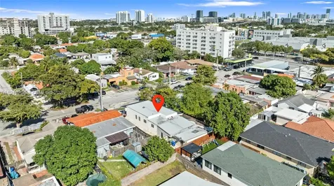 2262 NW 4th Street Miami FL 33125