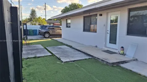 3510 NW 33rd Avenue Miami FL 33142