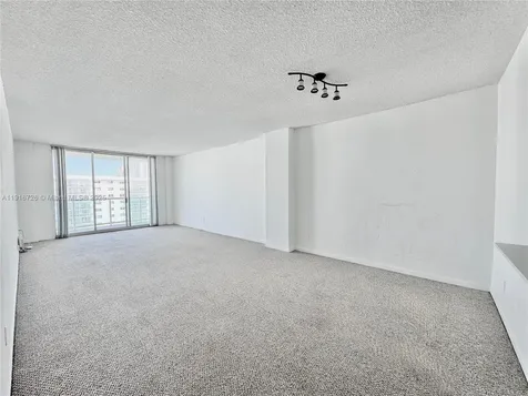 19390 Collins Avenue Sunny Isles Beach FL 33160