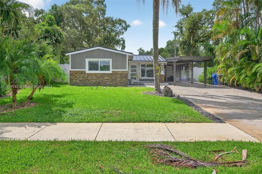 6640 Douglas Hollywood FL 33024