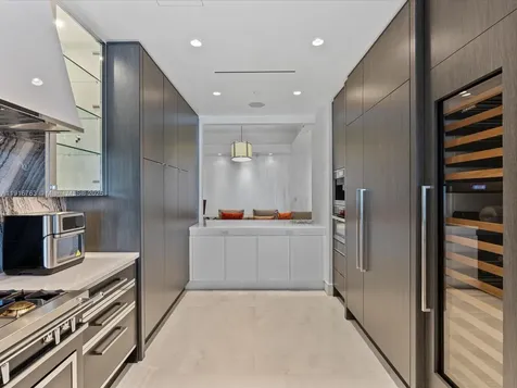 17901 Collins Avenue North Miami Beach FL 33160