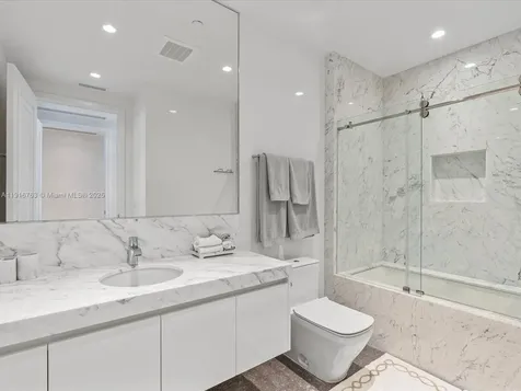 17901 Collins Avenue North Miami Beach FL 33160
