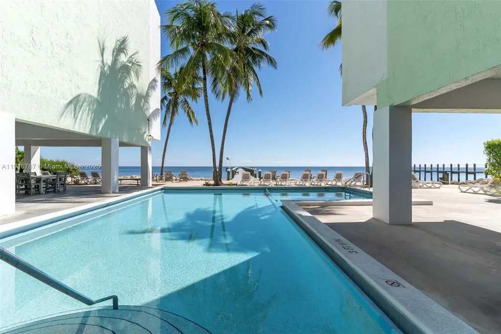 87465 Old Hwy 215 Highway Plantation Key FL 33036