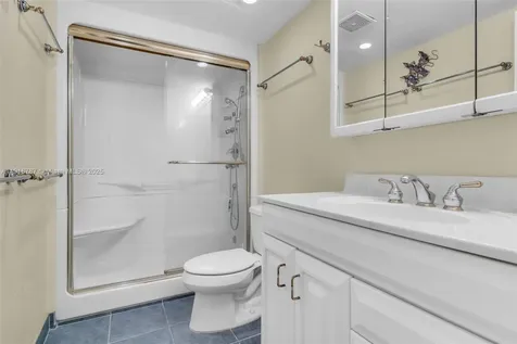 87465 Old Hwy 215 Highway Plantation Key FL 33036