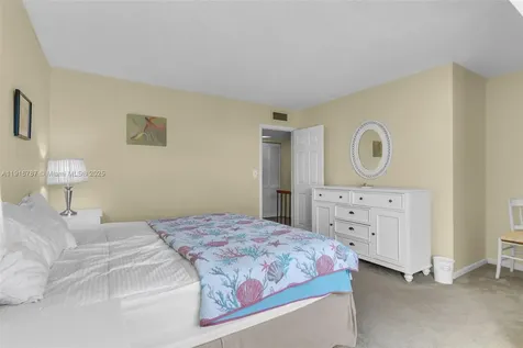 87465 Old Hwy 215 Highway Plantation Key FL 33036