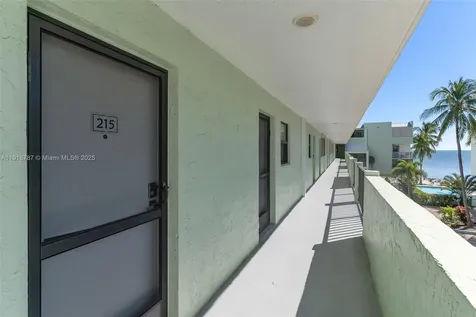 87465 Old Hwy 215 Highway Plantation Key FL 33036