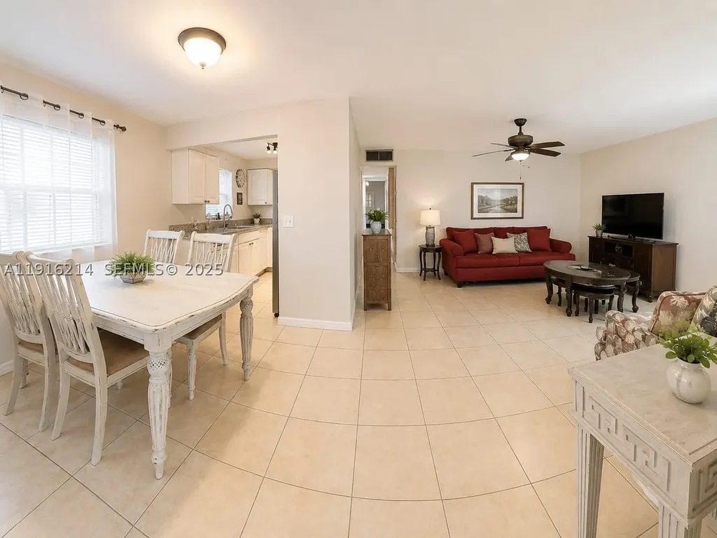 116 Tuscany B Delray Beach FL 33446