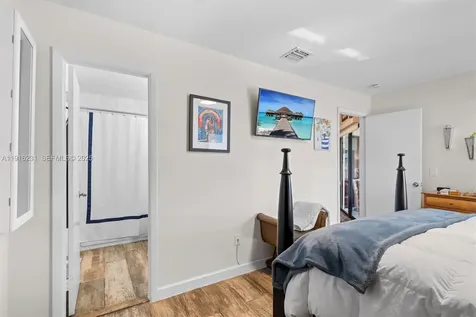 1042 Adams Avenue Homestead FL 33034