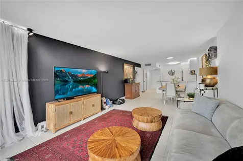 400 Leslie Drive Hallandale Beach FL 33009
