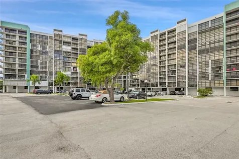 400 Leslie Drive Hallandale Beach FL 33009
