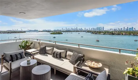 11 Island Avenue Miami Beach FL 33139