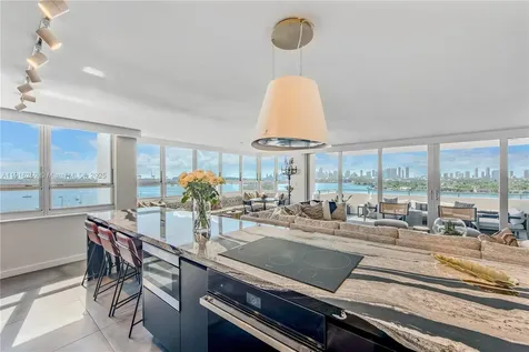 11 Island Avenue Miami Beach FL 33139