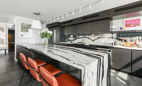 11 Island Avenue Miami Beach FL 33139