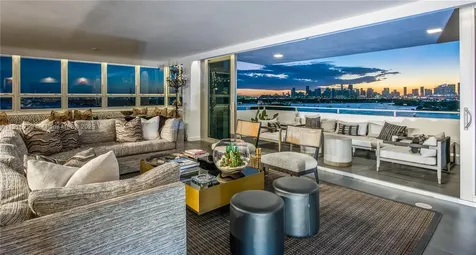 11 Island Avenue Miami Beach FL 33139