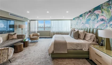 11 Island Avenue Miami Beach FL 33139