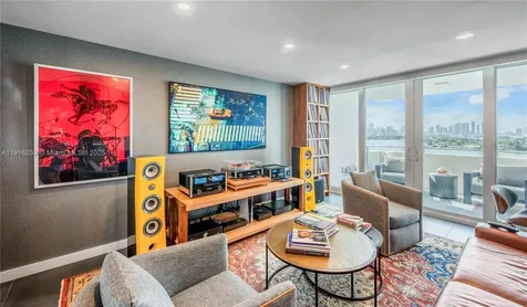11 Island Avenue Miami Beach FL 33139