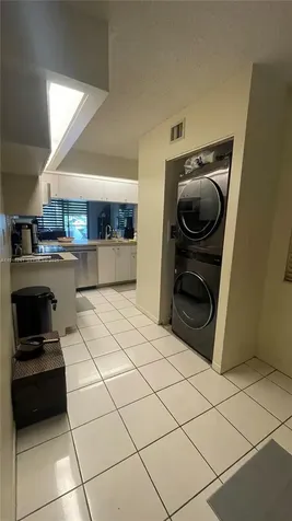 6800 Cypress Road Plantation FL 33317