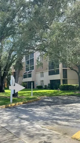 6800 Cypress Road Plantation FL 33317