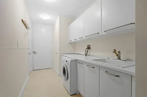 16047 Collins Avenue Sunny Isles Beach FL 33160