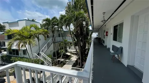 7710 Harding Avenue Miami Beach FL 33141
