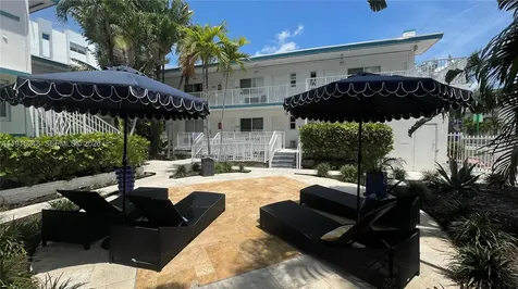 7710 Harding Avenue Miami Beach FL 33141