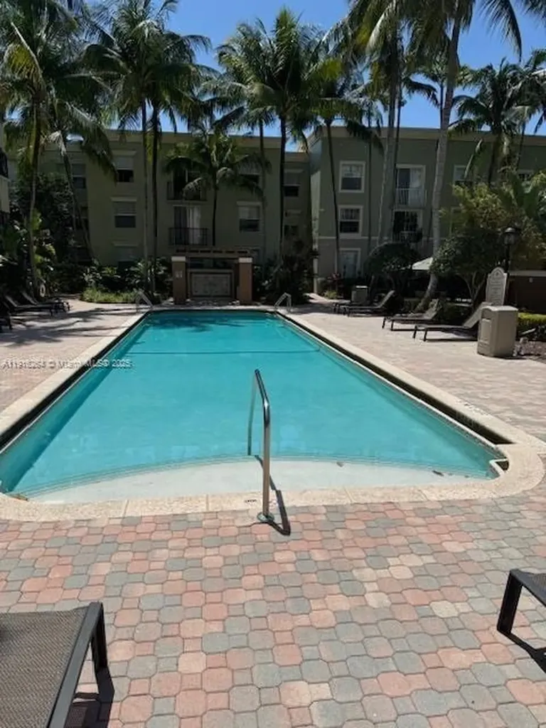 1919 Van Buren Street Hollywood FL 33020