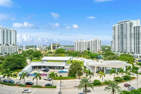 1720 Harrison Street Hollywood FL 33020