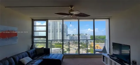 1720 Harrison Street Hollywood FL 33020