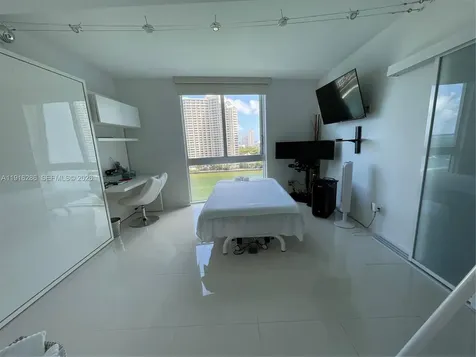 335 S Biscayne Boulevard Miami FL 33131