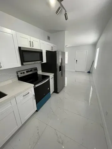 2726 NW 4th Court Pompano Beach FL 33069