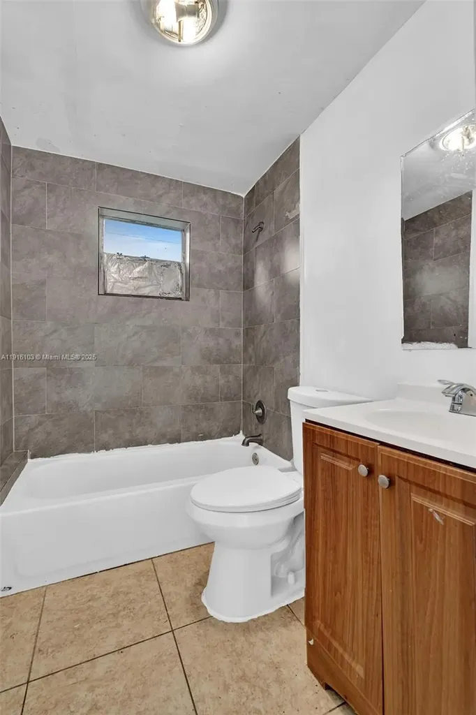 2800 NW 6th Court Fort Lauderdale FL 33311