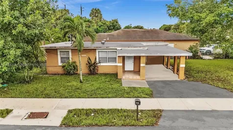 2800 NW 6th Court Fort Lauderdale FL 33311