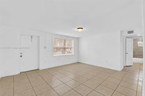 2800 NW 6th Court Fort Lauderdale FL 33311