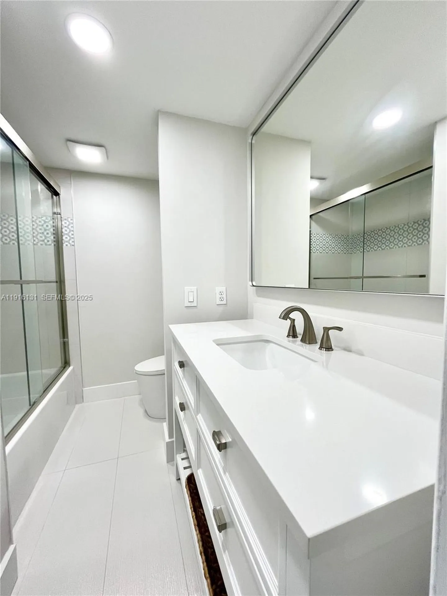 250 NE 20th Street Boca Raton FL 33431