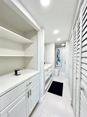 250 NE 20th Street Boca Raton FL 33431