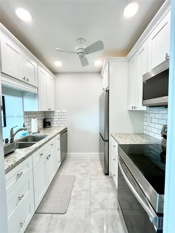 250 NE 20th Street Boca Raton FL 33431