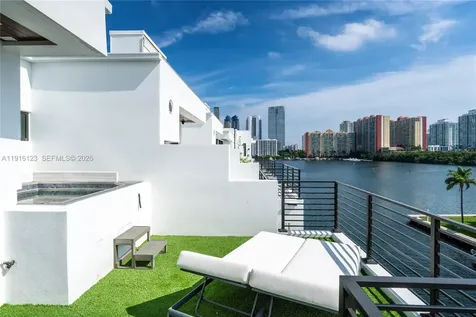 4098 NE 167 Street North Miami Beach FL 33160