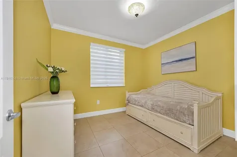 18332 SW 94th Court Palmetto Bay FL 33157