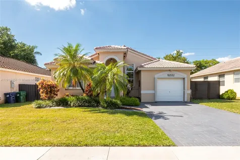 18332 SW 94th Court Palmetto Bay FL 33157