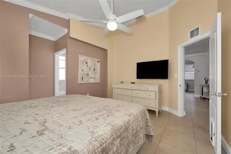 18332 SW 94th Court Palmetto Bay FL 33157