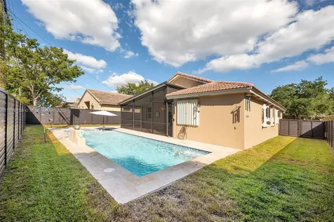 18332 SW 94th Court Palmetto Bay FL 33157