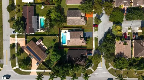18332 SW 94th Court Palmetto Bay FL 33157