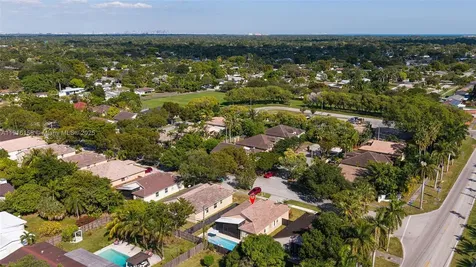 18332 SW 94th Court Palmetto Bay FL 33157
