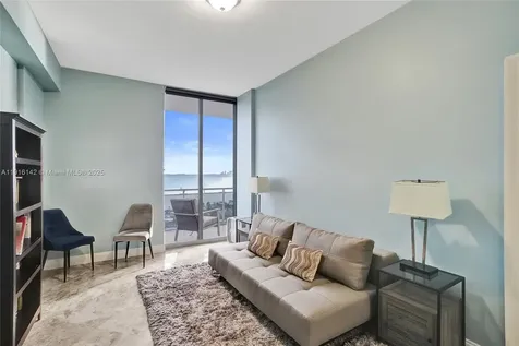 7901 Hispanola Avenue North Bay Village FL 33141