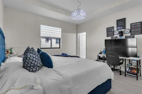 11413 SW 252nd Street Homestead FL 33032