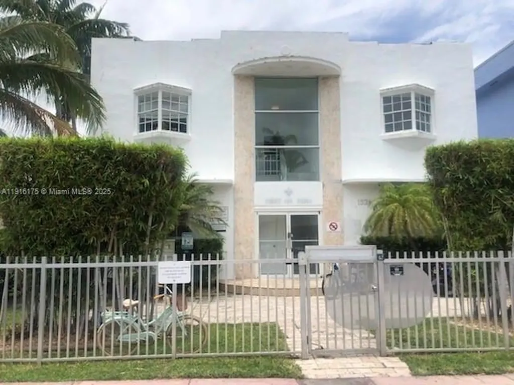 1526 Pennsylvania Avenue Miami Beach FL 33139