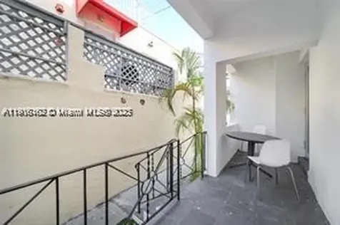 820 15th Street Miami Beach FL 33139