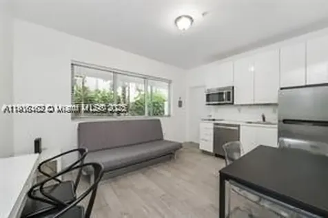 820 15th Street Miami Beach FL 33139
