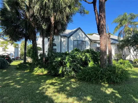 5063 Heatherhill Lane Boca Raton FL 33486