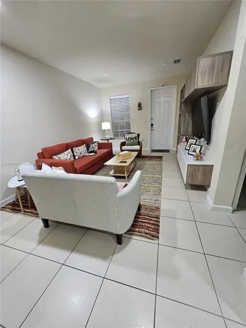 9572 SW 169th Place Miami FL 33196